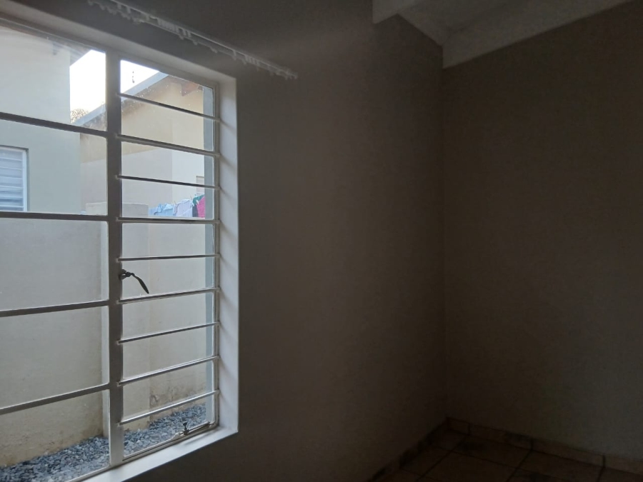To Let 3 Bedroom Property for Rent in Waterval East North West